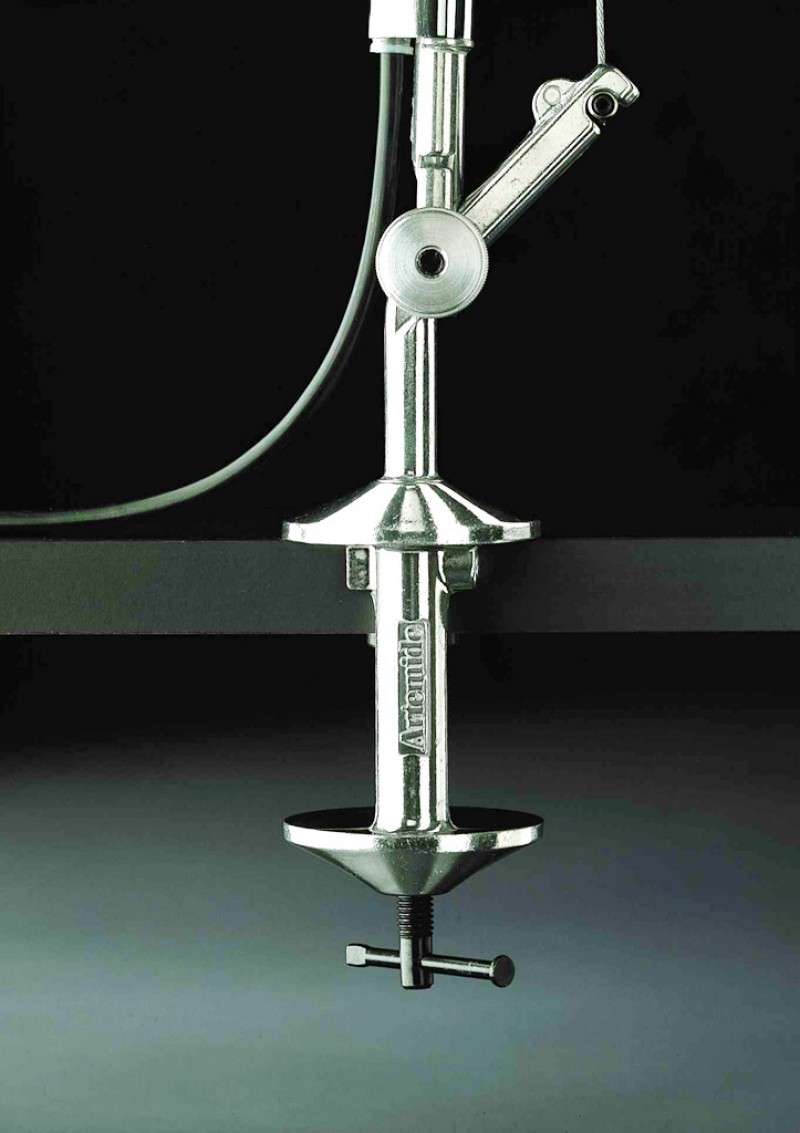 Artemide Tolomeo Basculante Tischleuchte (Tischklemme, aluminium, Pergamentschir... Tischklemme | aluminium | Pergamentschirm Ø 18cm 0947010A+A004100