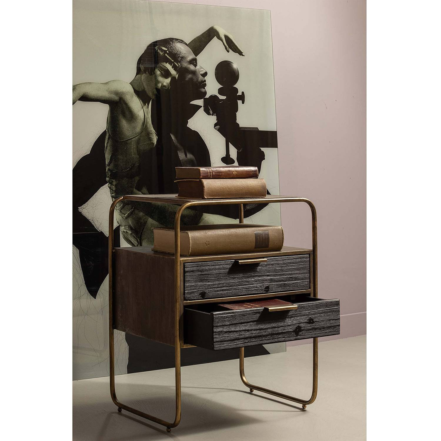 WOOOD Polite Nachtkastje in Antique Brass met metaal en hout, B/D/H: 62 x 45 x 38 cm