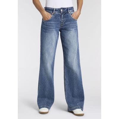 5-Pocket-Jeans HERRLICHER "Edna Denim Stretch", Damen, Gr. 26, Länge 32, blau (naval), Denim/Jeans, Obermaterial: 98% Baumwolle, 2% Elasthan, ausgestellt lang, Jeans 5-Pocket-Jeans, im Flared Fit, Abnäher an den Taschen