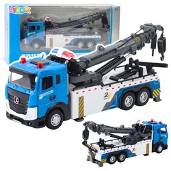 Fahrzeugkran, Abschleppwagen, Metallkabine, Lichter, Geräusche