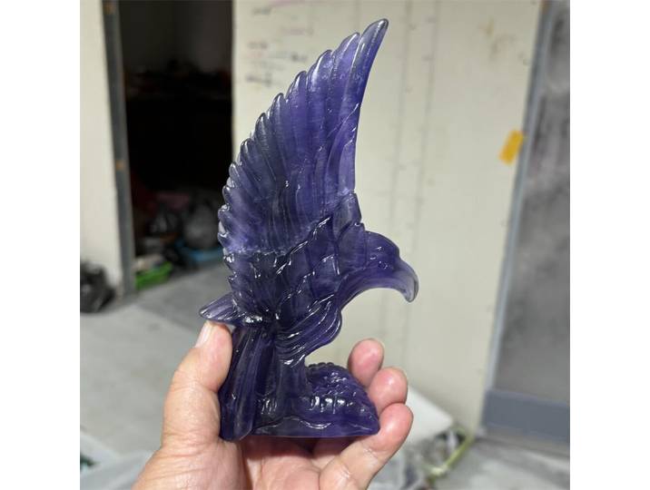 Sculpture d'aigle en fluorite violette naturelle, ornements de sorcellerie, accessoire de décoration pour la maison, décoration de chambre, cadeau, statue d'animal, 1 pièce