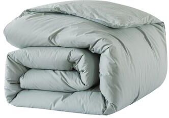 Royal Velvet Tufted Down Alternative Comforter