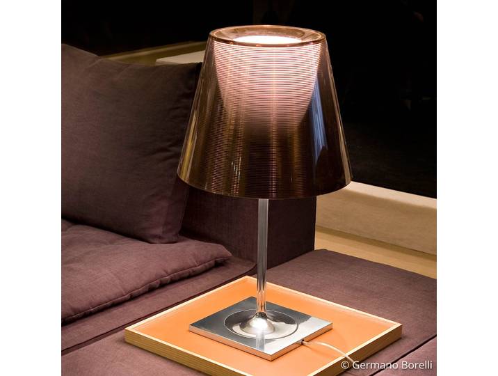 Lampe à poser KTribe T1 Smoke - FLOS - Salon / séjour - Design - Plastique - Avec abat-jour