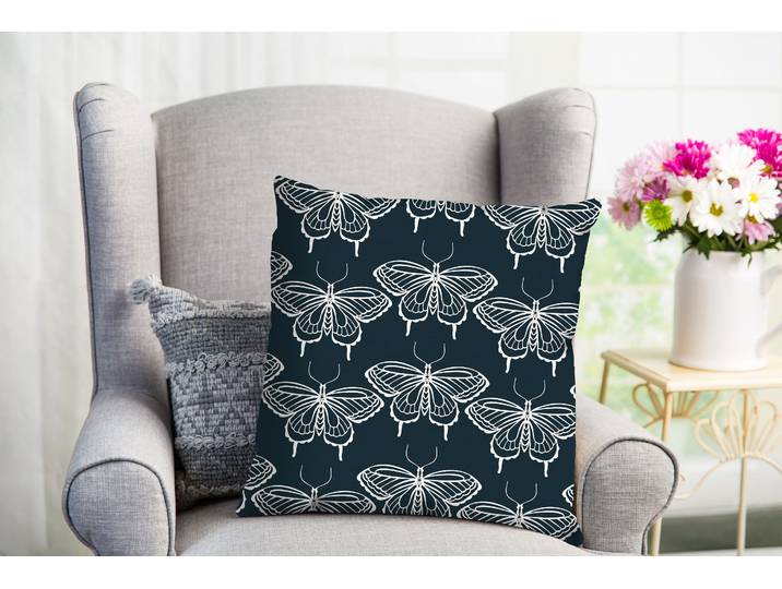 Dekokissen QUEENCE Fabi , weiss (weiß, bedruckt), B:40cm L:40cm, Obermaterial: 100% Polyester, Dekokissen_Sitzkissen_Kissenhüllen, Dekokissen, Schmetterlinge