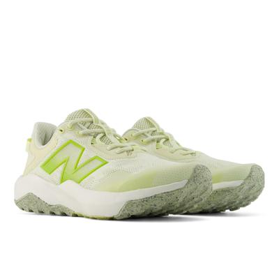 Trailrunningschuh NEW BALANCE "Nitrel", Damen, Gr. 38, grün (sea salt, fennel seed), Synthetik, Textil, Schuhe, Laufschuh