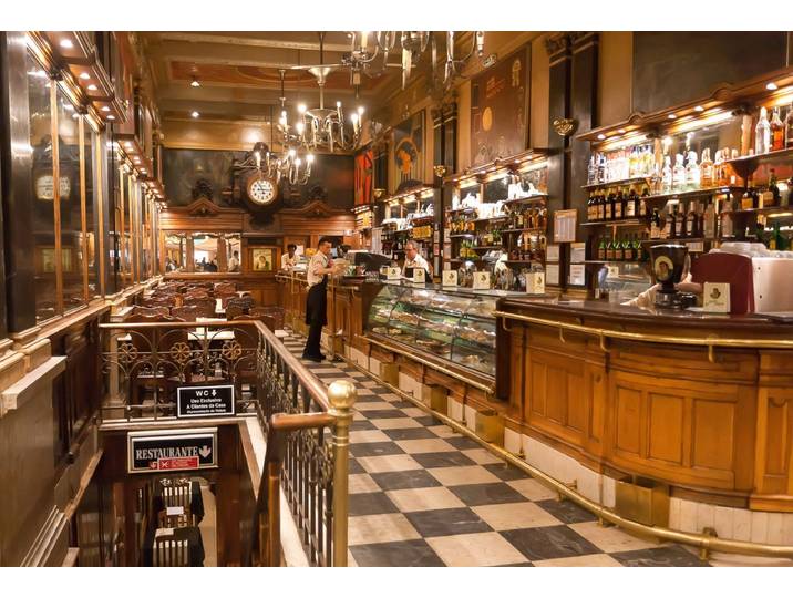 Papermoon Bar