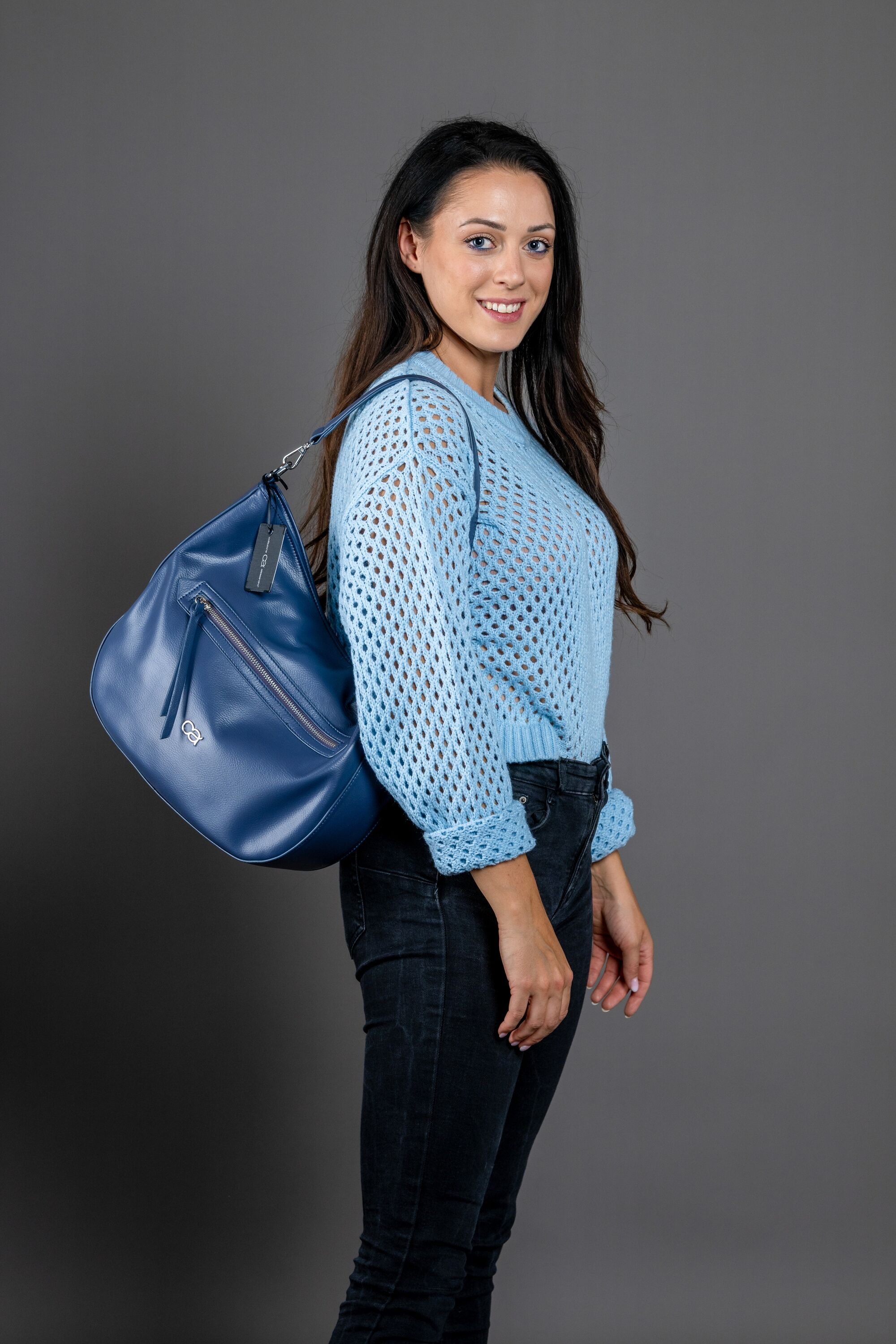 Schultertasche "Softy", Damen, Gr. B/H/T: 34cm x 30cm x 9cm onesize, schwarz, Lederimitat, COLLEZIONE ALESSANDRO, Taschen Schultertasche, aus tierfreiem, soften Luxusmaterial
