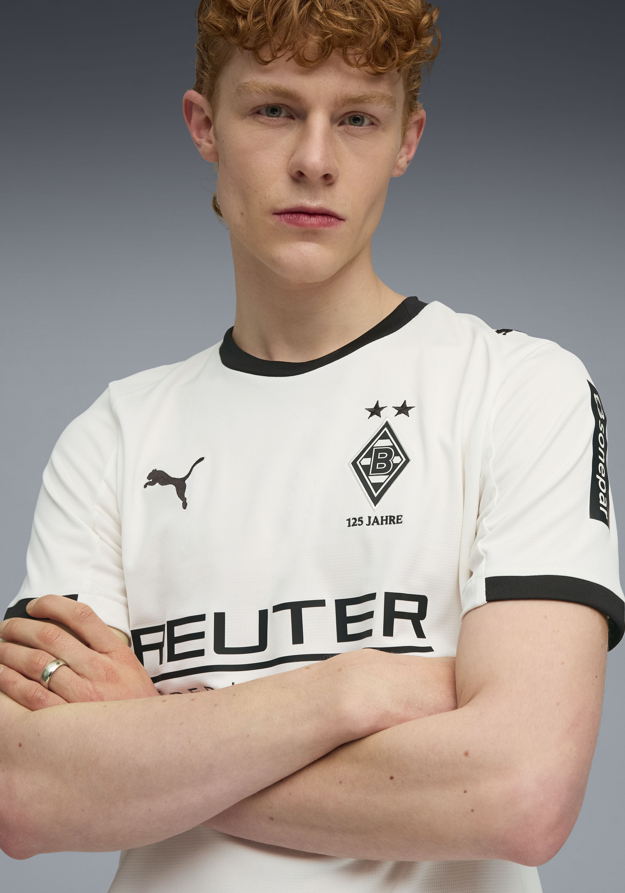 Fussballtrikot PUMA "BMG HOME JERSEY REPLICA", Herren, Gr. S, schwarz-weiss (warm weiß, puma schwarz), Web, Obermaterial: 100% Polyester, unifarben, regular fit normal, Rundhals, Trikots Fussballtrikot, für Fussball, Kurzarm, sportlicher Stil, Rundhalsaus