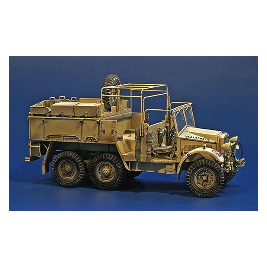 Plus Model British Artillery Tractor CDSW 30-CWT (23801333)