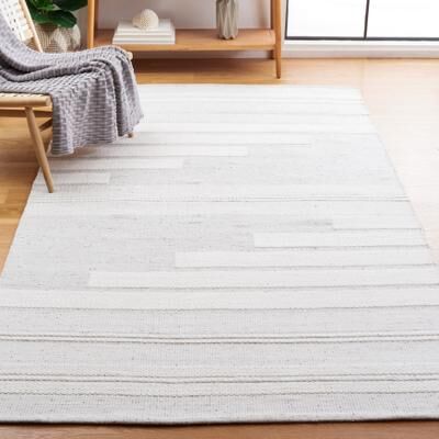 SAFAVIEH Handmade Kilim Sedef Modern Rug