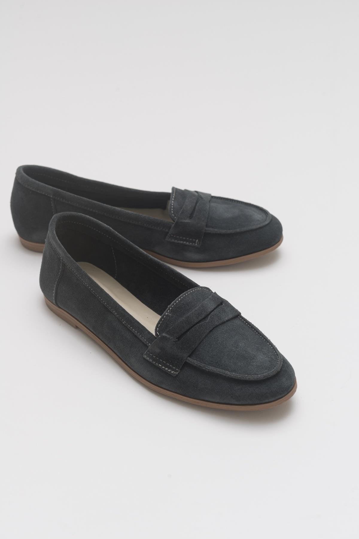 Dorothy Leder Loafer
