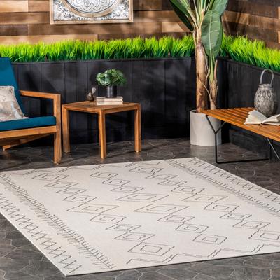 Nuloom Serna Moroccan Indoor/Outdoor Area Rug