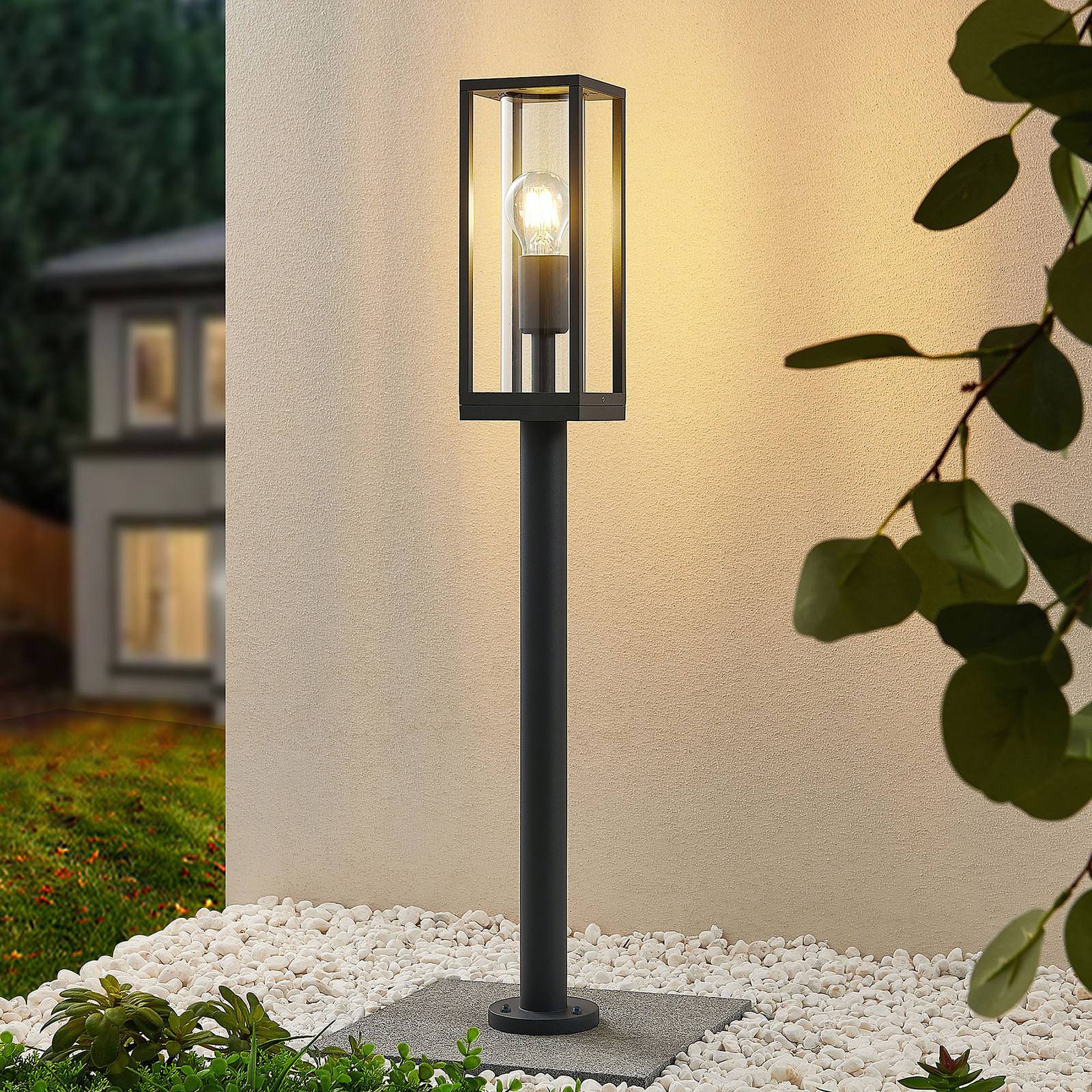 Wegeleuchte Giavanna Lindby, dimmbar, schwarz, Aluminium, Modern, Außenleuchte