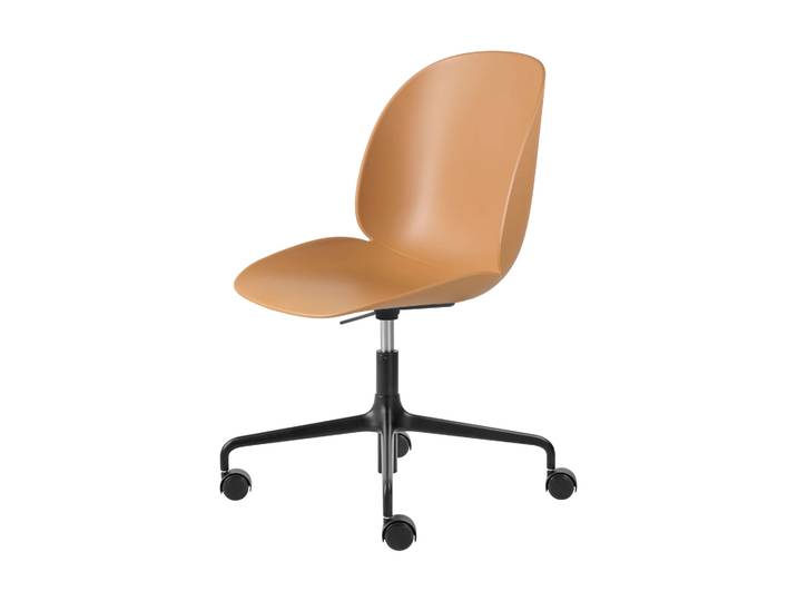 GUBI Chaise de bureau Beetle Meeting Chair Amber brown-black