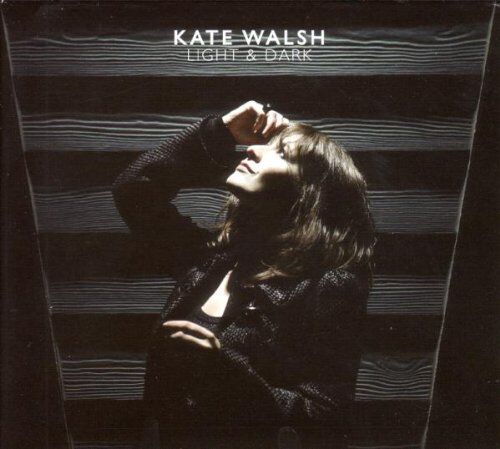 Kate Walsh - Light & Dark - Preis vom 09.10.2026 07:28:09 h