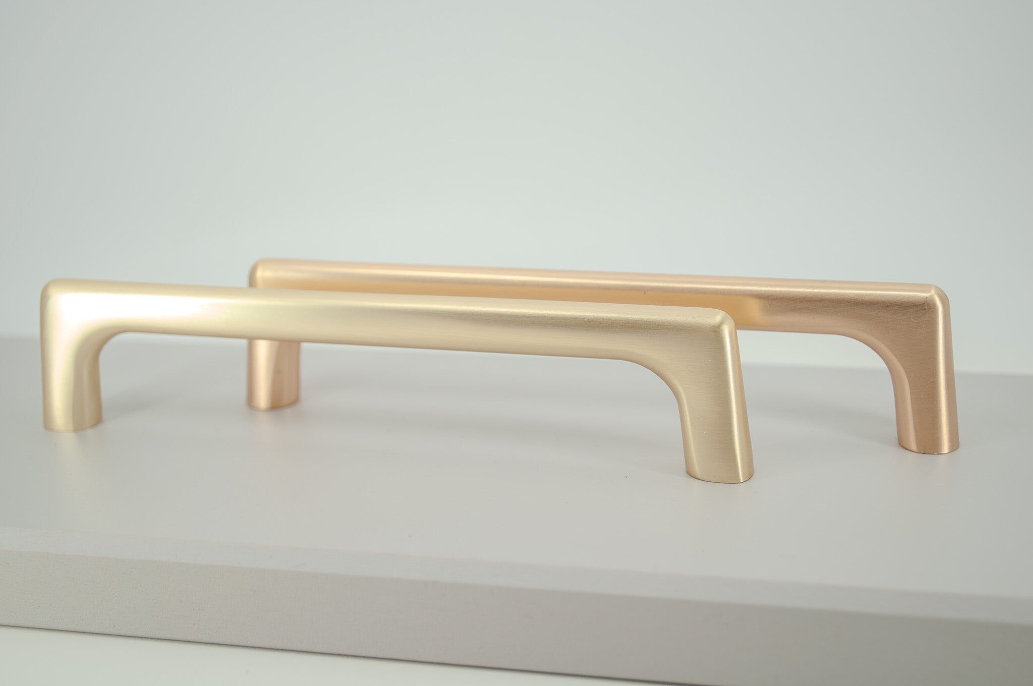 Herligt Hjemme Håndtag, Metallic, Messing, Satin "Langham" 128 Mm, 192 Mm – 128 Mm – 128 Mm