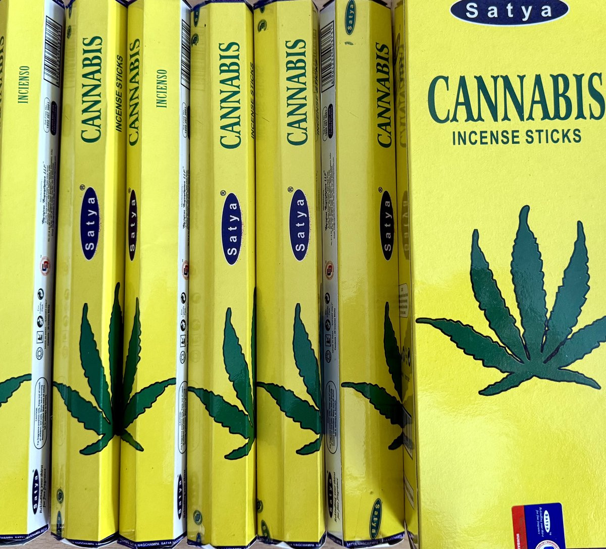 Satya Cannabis wierookstokjes - 6 doosjes
