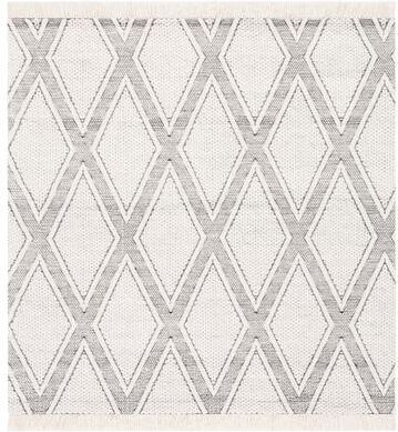 SAFAVIEH Handmade Natura Bethan Wool Fringe Rug