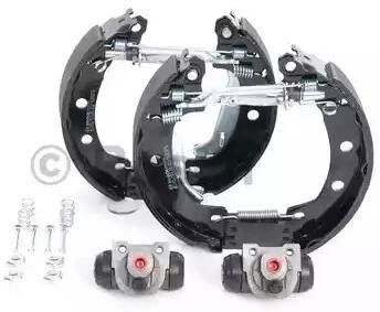 Bosch 0 204 114 153 Drum brake kit