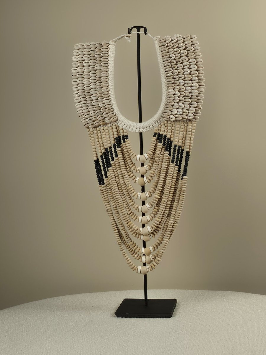 Blitzdeco Schelpen Ketting Sara op Standaard Wit/Beige Handgeregen Decoratie