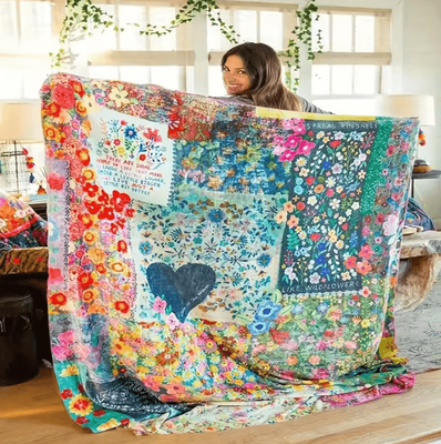 Inspire Curations Heart Print Soft Flannel Throw Blanket 39nx28in 100x70cm