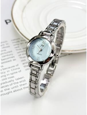 Fusion Finds Elegant Women's Quartz Watch Minimalist Ladies Bracelet Watch For Everyday Style silver Blue