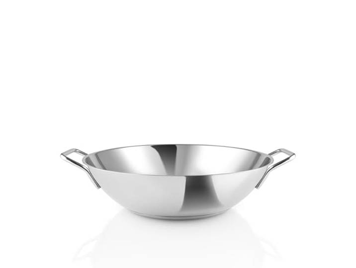Eva Trio Stainless Steel Wok 5,0 l 32 cm Ein vielseitiges Werkzeug in der Küche, das sich ideal für asiatische Kochtechniken wie Pfannenrühren eignet Polished steel