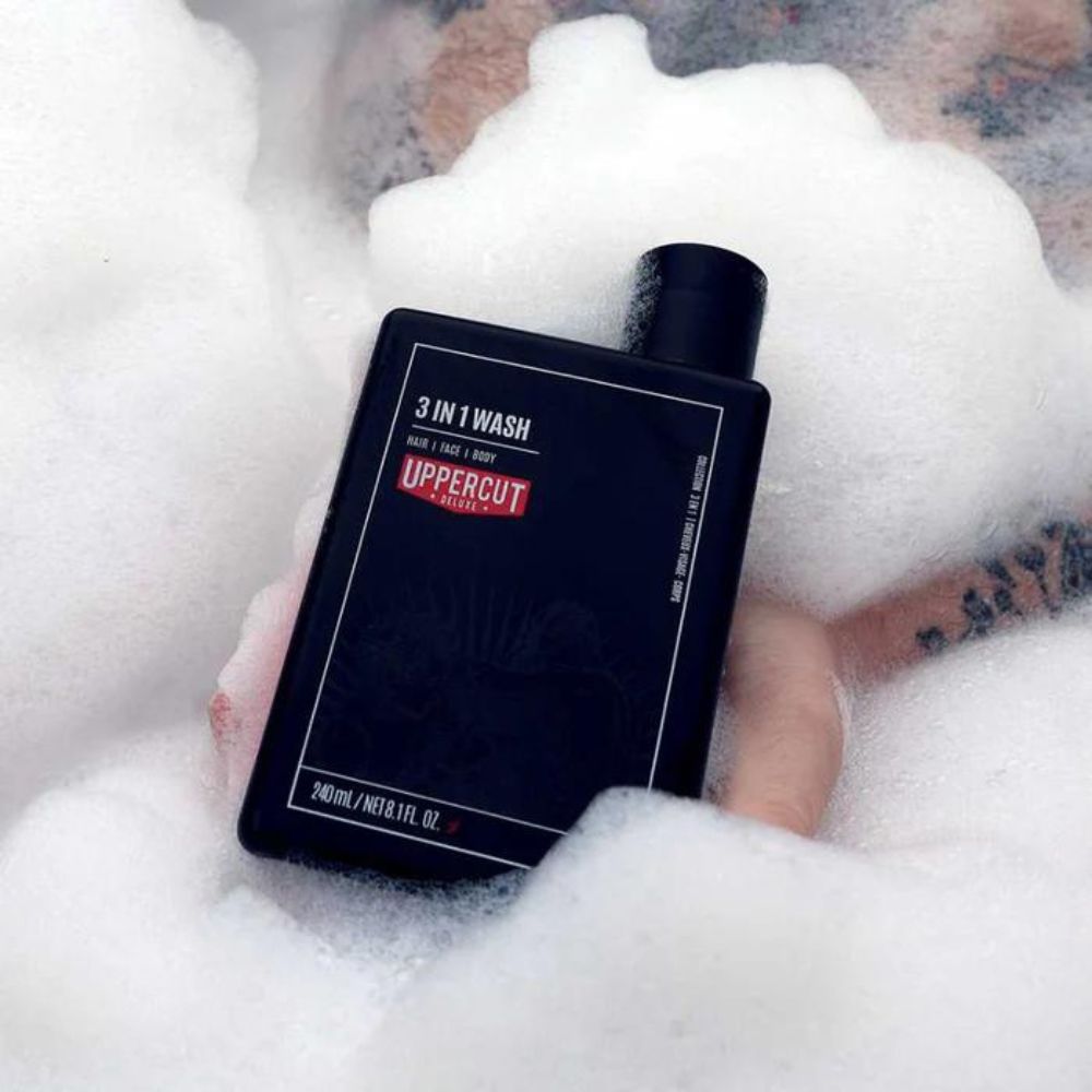 Uppercut Deluxe Lavado de lujo 3 en 1 240mL