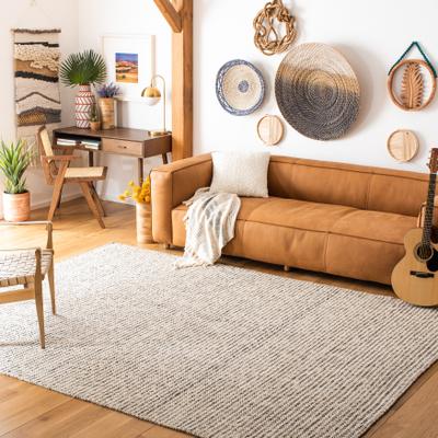 SAFAVIEH Flatweave Kilim Hanane Wool Rug