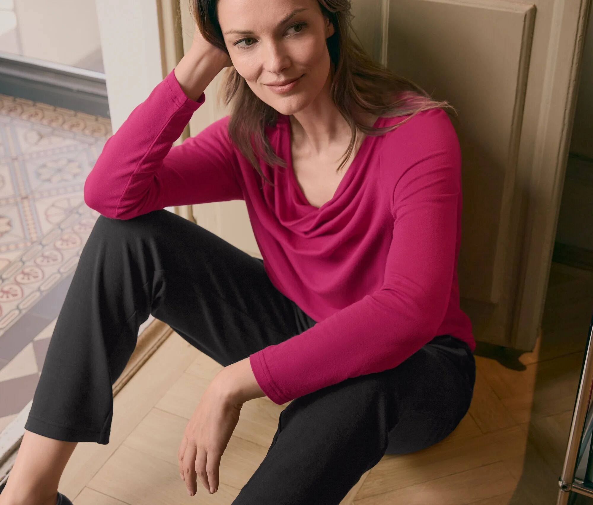 Tchibo - Blusenshirt mit Wasserfallausschnitt - Damen - Gr. XL - rot