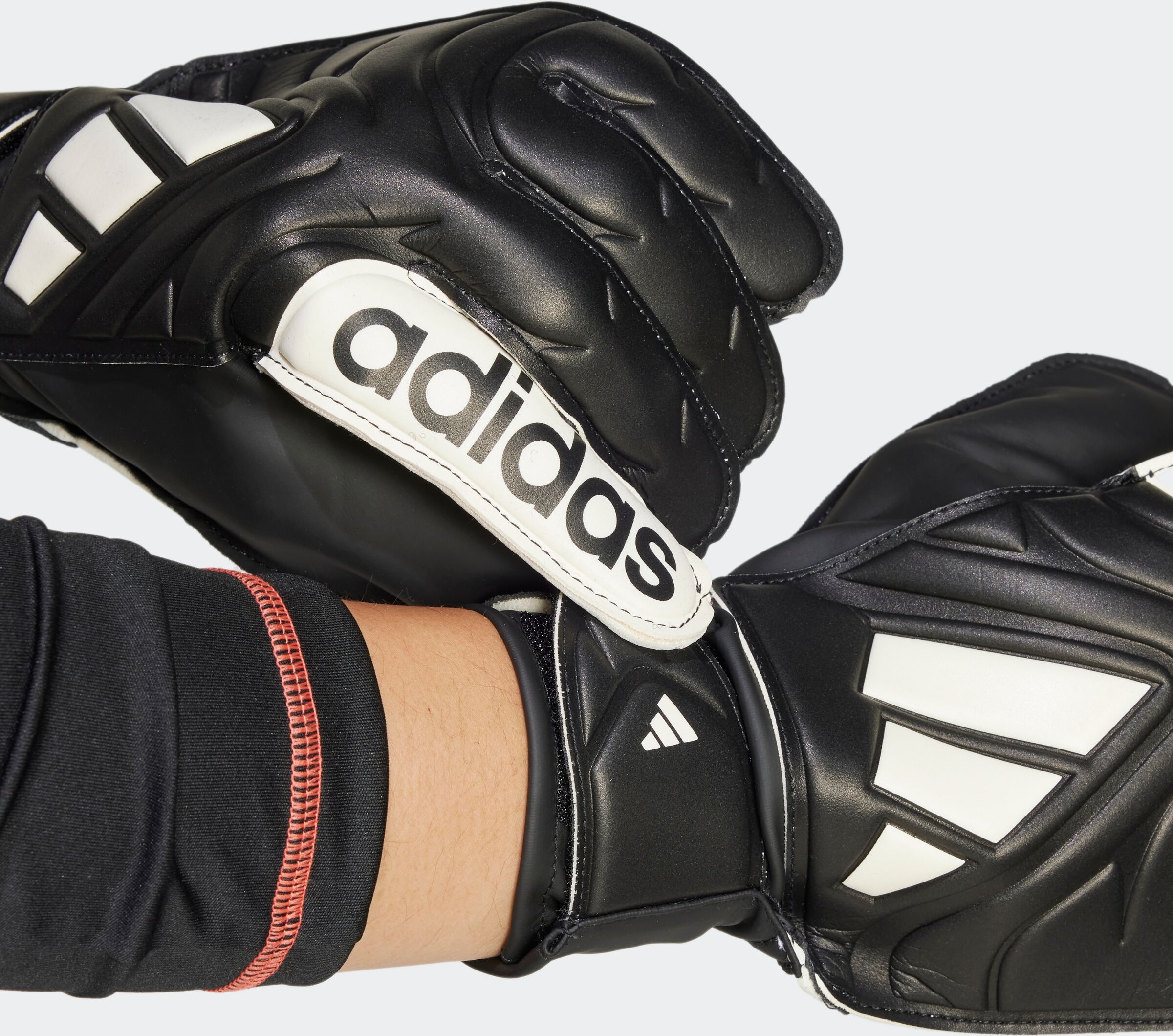 Torwarthandschuhe ADIDAS PERFORMANCE "COPA CLUB", Gr. 8, schwarz-weiss (schwarz, weiß), Obermaterial: 65% Polyester, 35% Polyurethan, Handschuhe Torwarthandschuhe schwarz, weiß 8