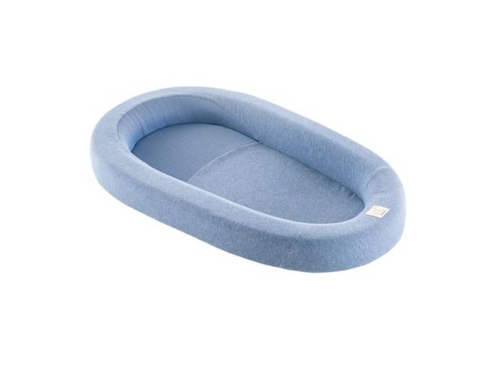 TRÄUMELAND Babynest HOME – atmungsaktives und weiches Babynest mit 3D-Luftpolster – Tragbare Schlafunterlage – Ideal für Neugeborene – Komfort & Sicherheit für Zuhause & unterwegs
