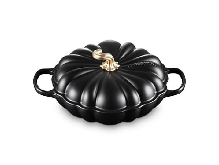 Le Creuset Signature Gusseisen-Kürbis-Kasserolle, flach, 28 cm, Mattschwarz Emailliertes Gusseisen