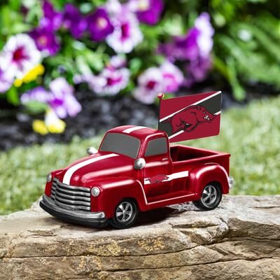 Evergreen NCAA Rally Truck Garden Statue with Team Flag