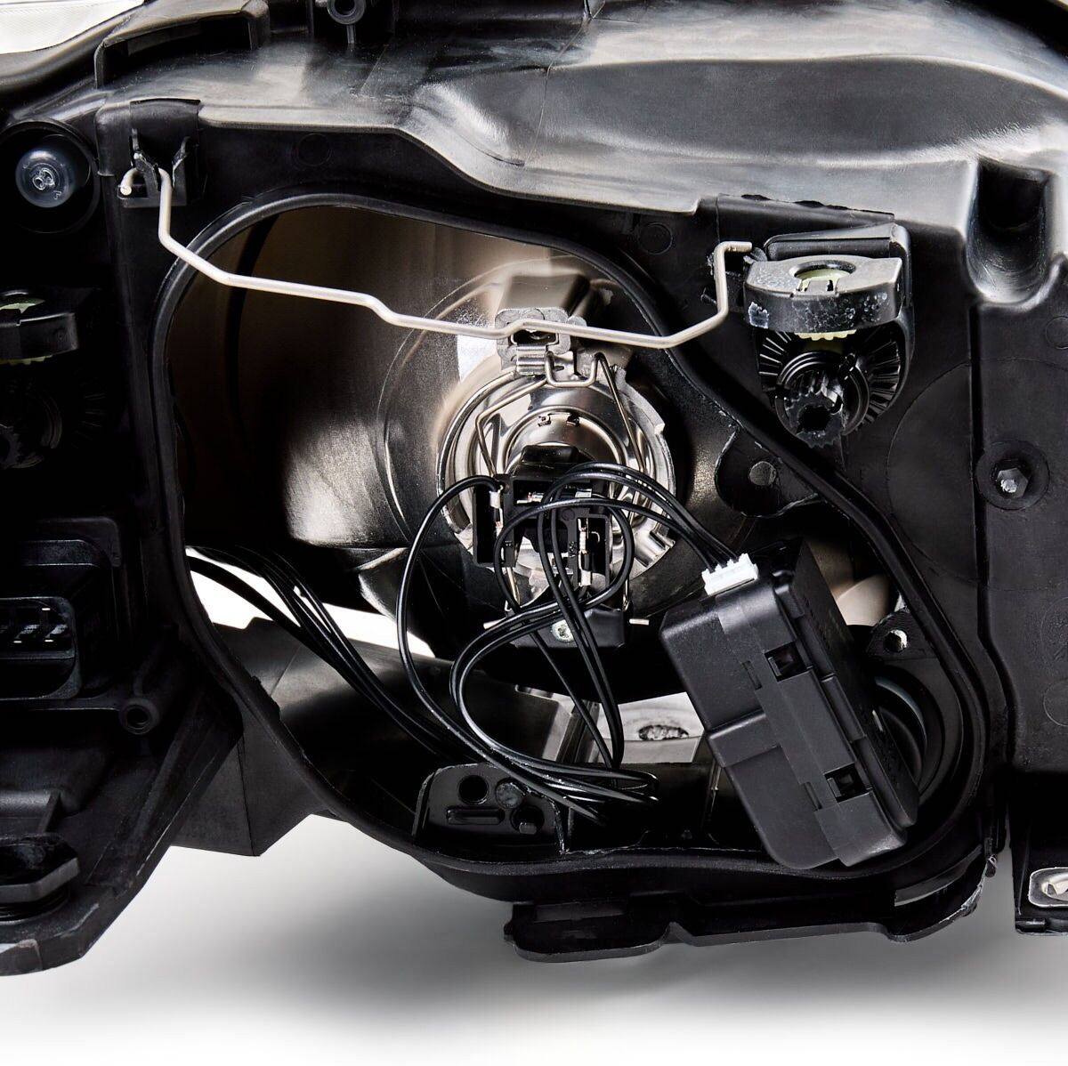 VALEO 044821 Headlight