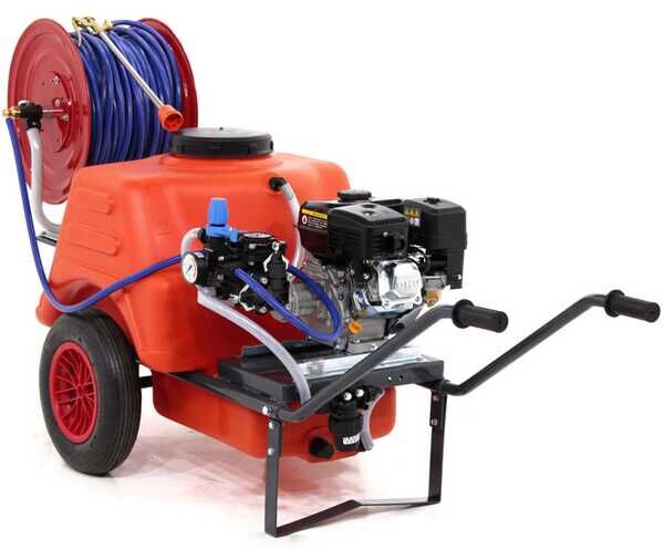 AgriEuro TOP-LINE Kit motopompa irroratrice Comet MTP MC 25 Loncin e carrello Dal Degan con serbatoio 150L