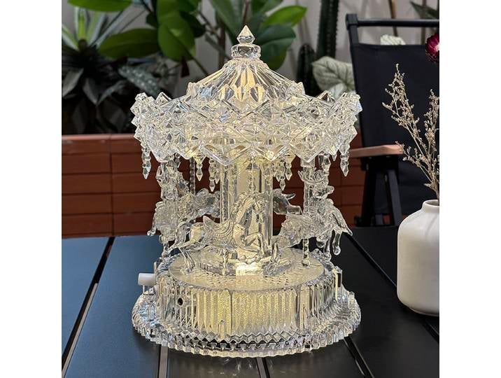 Artisanat acrylique, ornement carrousel de luxe, Sculpture en cristal Transparent, décoration d'art pour la maison, décoration de bureau, cadeaux nordiques