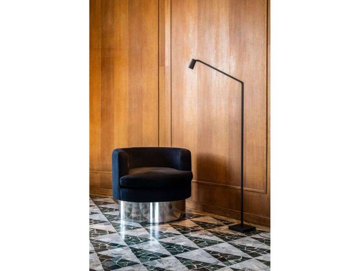 Untitled Reading Spot Stehlampe, schwarz - Nemo Lighting - Wohnzimmer - Aluminium