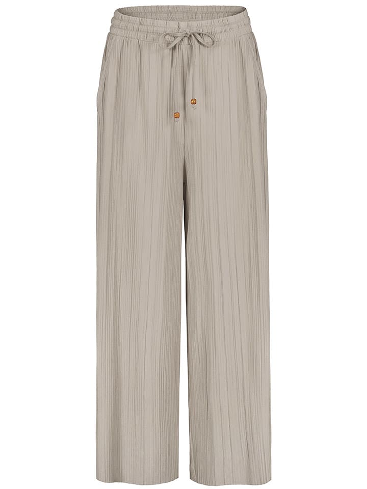 Sublevel Hose in Sand - L