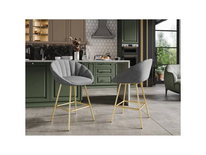 Im Set zwei Barhocker H112