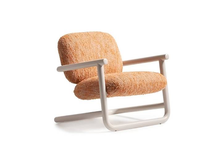 JVmoebel Loungesessel Moderner orangefarbener Stoffsessel mit Metallgestell (Packung, 1-St., Moderner orangefarbener Stoffsessel aus Textil und Metall), Made in Europe