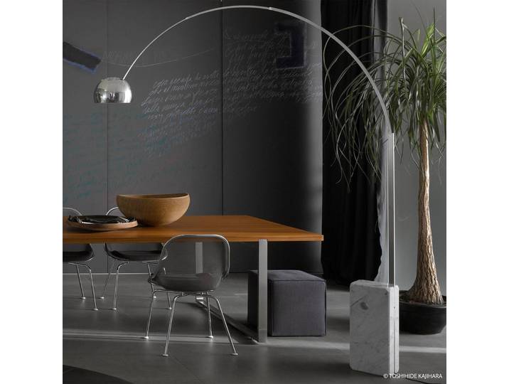 LED-Bogen-Stehlampe Arco, chrom, Höhe 240 cm - FLOS - Wohnzimmer - Design - Stein - Einflammig