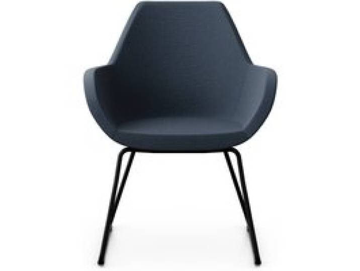 Fauteuil entièrement capitonné pieds luge Fan 10V