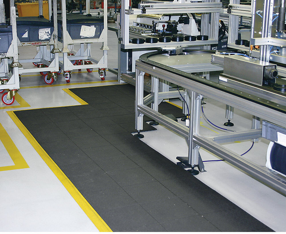 Arbeitsplatzbodenbelag Solid Fatigue-Step, Ausführung geschlossen, Höhe 17 mm COBA