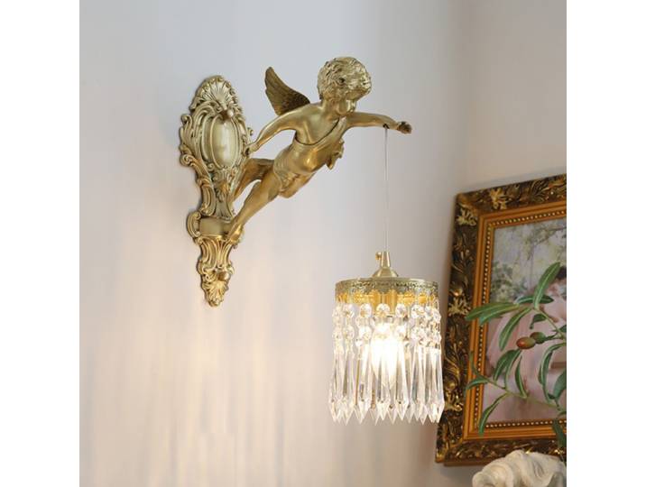 Lampe murale en cristal et laiton de style rétro français, ange, couloir, chambre à coucher, tête de lit, salon, décoration d'arrière-plan, lumière, lustre de restaurant
