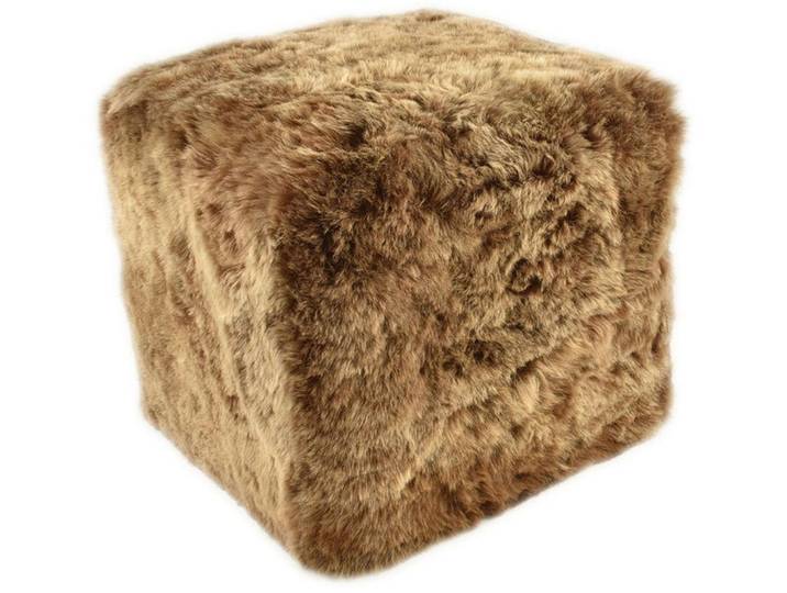 KUHFELL online & NOMAD Hocker Hocker Ottomane Sitzwürfel Pouf echtes Lammfell 40x40x40 cm kurzwollig, Einzelstück, Naturprodukt, Weich, Schmutzabweisend, Pflegeleicht