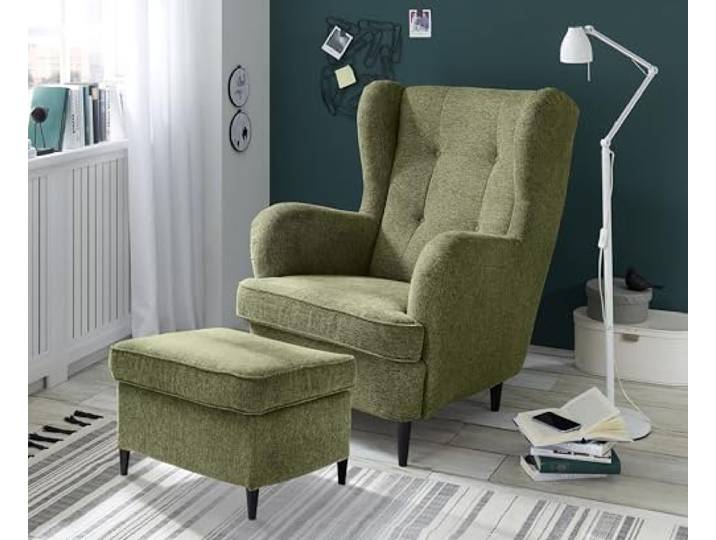 möbelando Ohrensessel >Oskar< Set mit Hocker in Olive – Bequemer Sessel mit Nosag-Federung, schwarzem Massivholz, geknöpfter Polsterung und einfachem Aufbau für Ihr Zuhause.