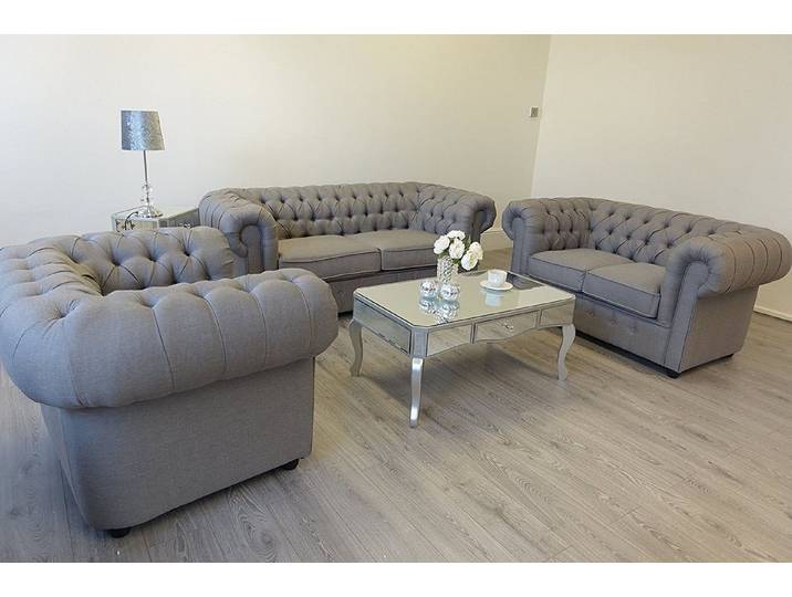 JVmoebel Chesterfield-Sofa Graue Chesterfield Ledercouch mit stilvoller Polsterung, Set, Made in Europa