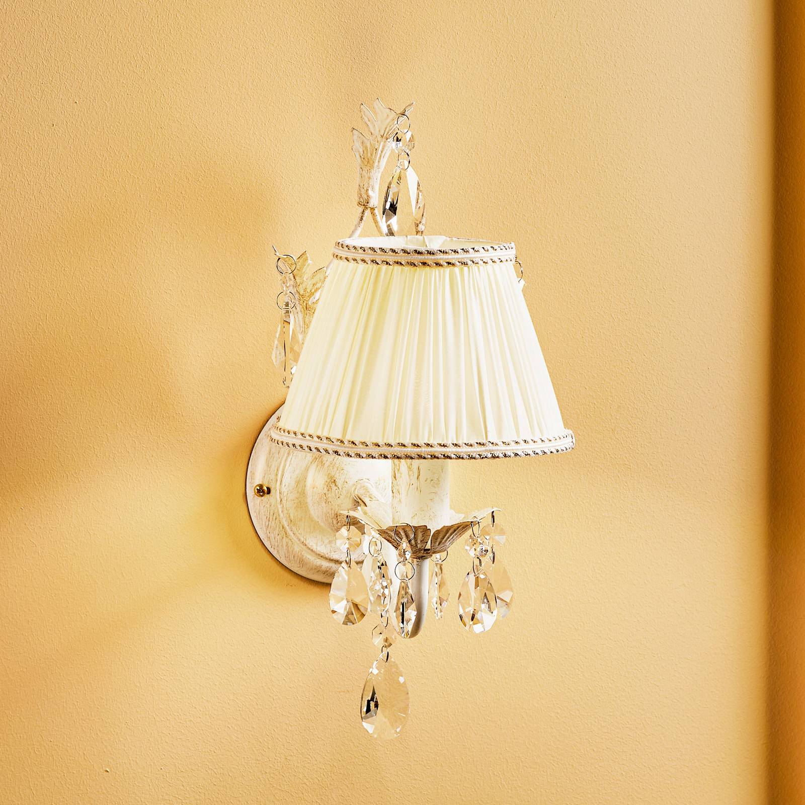 Wandlampe Karen ONLI, dimmbar, weiß / opal, für Wohn- / Esszimmer, Metall, Wandleuchte, Wandlampe Innen