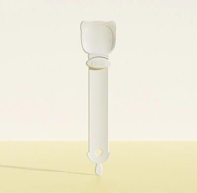 Uplift Picks Mess Free Cat Treat Squeeze Spoon For Lickable Snacks And Wet Food gray